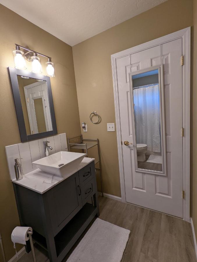 Contemporary 2-Bedroom Close To Downtown, Dining Eugene Exteriör bild