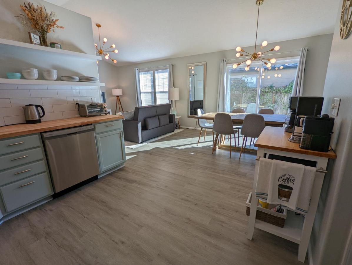 Contemporary 2-Bedroom Close To Downtown, Dining Eugene Exteriör bild